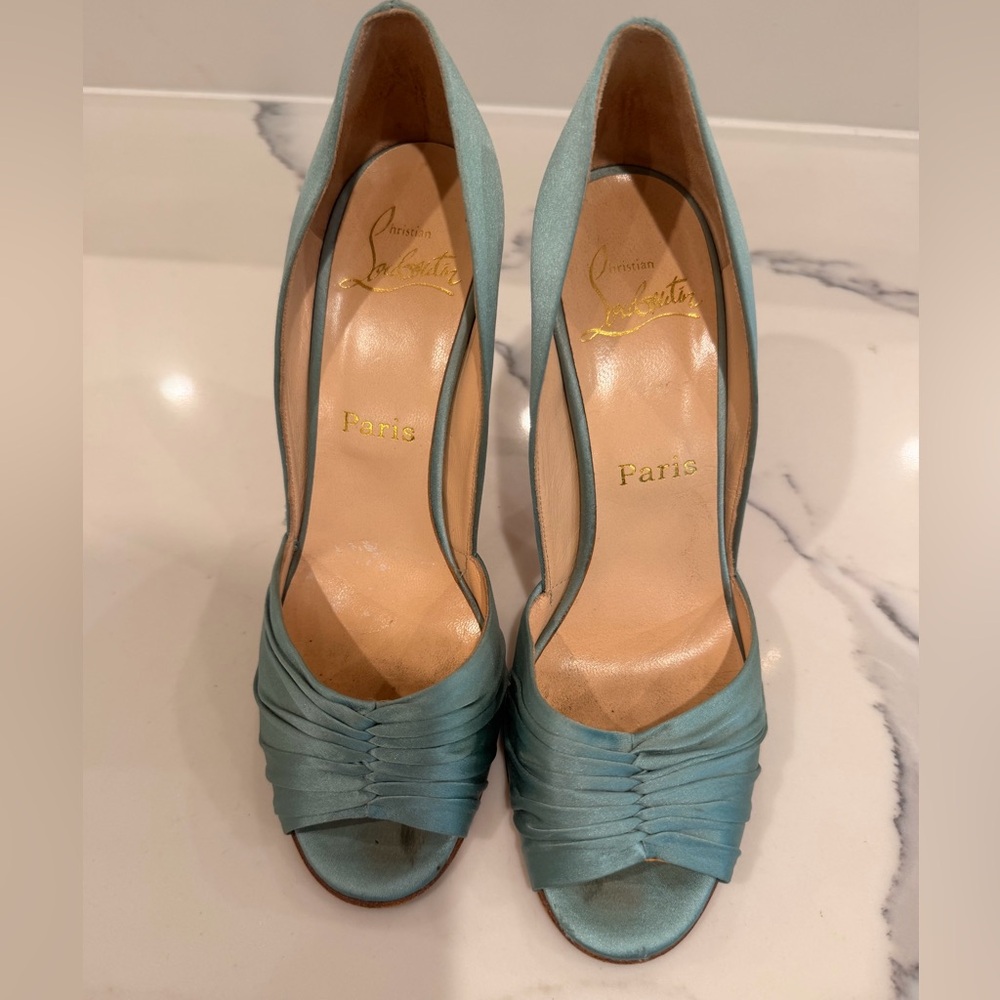 Christian Louboutin Black Satin Matrinana Peep Toe Pumps Size 37
